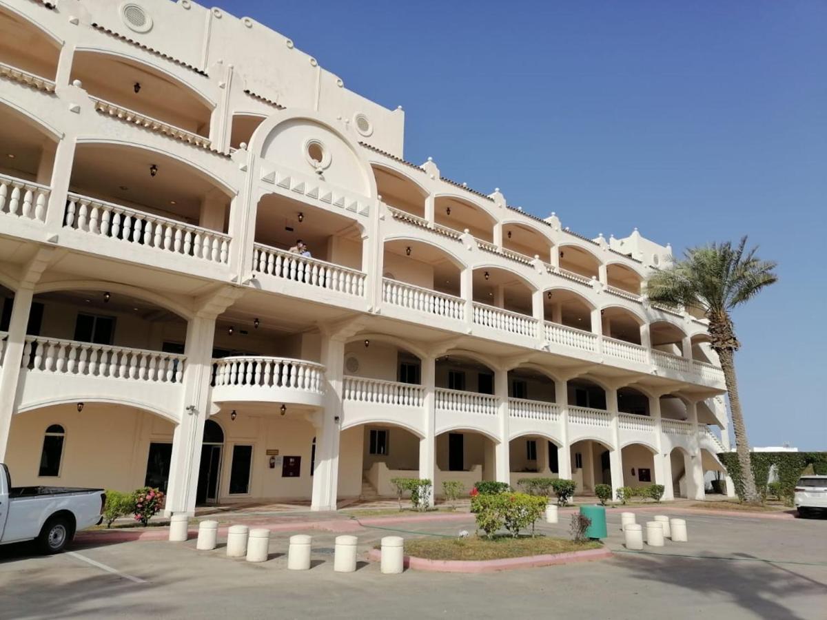 Durrah Beach Apartment Дурат-Алароус Экстерьер фото